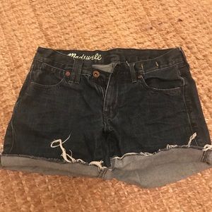 Madewell denim shorts size 25